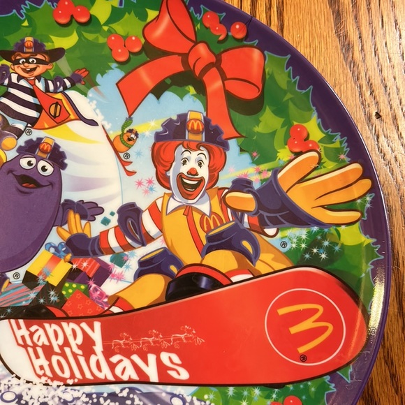 3 McDonald’s Melamine Colectors Plates - School time, Haunted House & Christmas - Picture 9 of 11